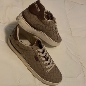 Authentic Coach Woman’s Tan Patterned Sneakers